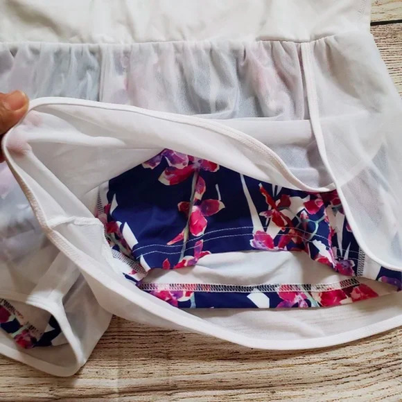 FABLETICS Renata white palm blossom mesh shorts L - Picture 3 of 7